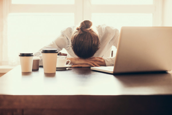 Tired-woman-in-the-office-000078920461_Small-600x403