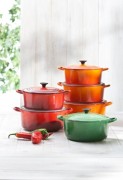 Le-Creuset-Classic-Cast-Iron-Round-Casserole-24-cm-Cerise-0-5