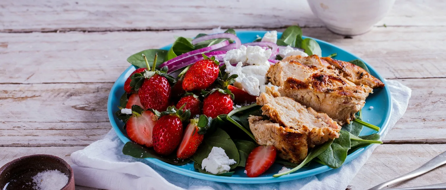 Summer strawberry and chicken salad